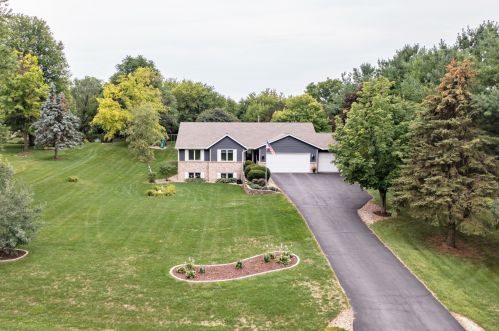 6847 Saladino Dr, The Ledges, IL 61073-9211