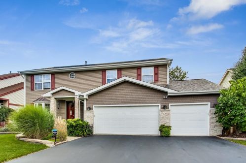 866 Deer Path Dr, Antioch, IL 60002-1882