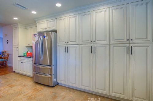 9214 Middlefield Dr, Riverside CA  92508-6261 exterior