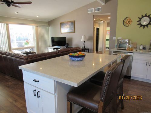 4519 Cannington Dr, San Diego, CA 92117-4209