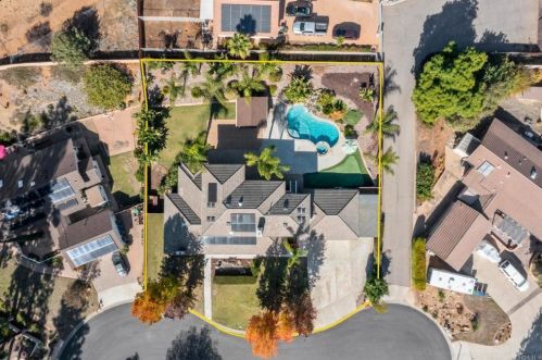 2064 Granite Hills Dr, El Cajon, CA 92019-2045