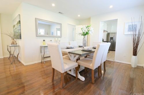 3158 Mills Ave, Glendale, CA 91214-3753