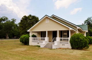 235 Rhine Rd, Fitzgerald, GA 31750-7959