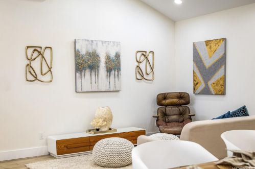 1029 Makaiwa St, Honolulu HI  96816-5403 exterior