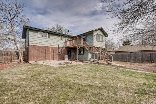4943 Scranton St, Denver, CO 80239-4302