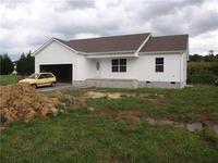 220 Williamsburg Cir, Tullahoma, TN 37388-5441