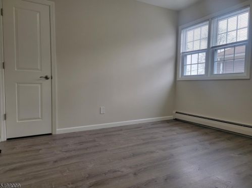 576 Jaques Ave, Rahway NJ  07065-3828 exterior