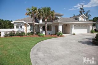 105 Bunker Ct, Hampstead, NC 28443-2423