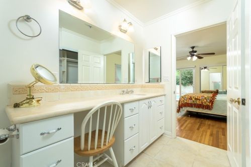 3451 Mevel Pl, Glendale CA  91214-1141 exterior