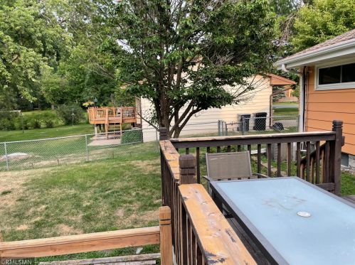 845 Cannon Ave, Saint Paul MN  55126-3831 exterior