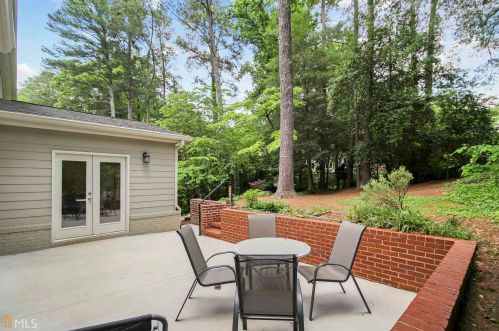 1331 Carolyn Dr, Atlanta GA  30329-3546 exterior