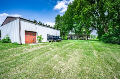 1763 Brickville Rd, Sycamore IL  60178-8639 exterior