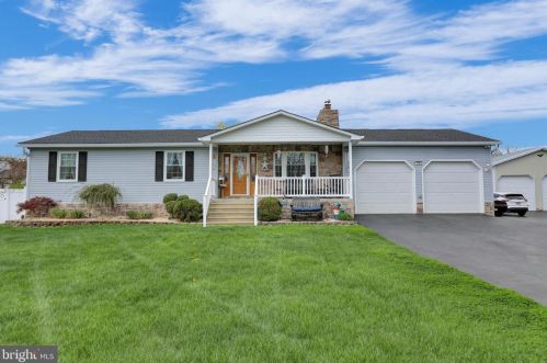 716 Paradise Rd, Aberdeen, MD 21001-1613