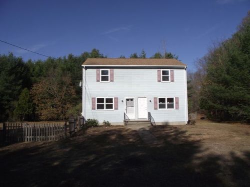 19 Miller Rd, Colchester, CT 06415-2707