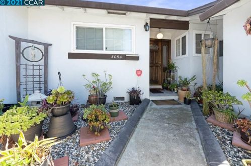 3094 Balmoral Dr, San Jose, CA 95132-1702