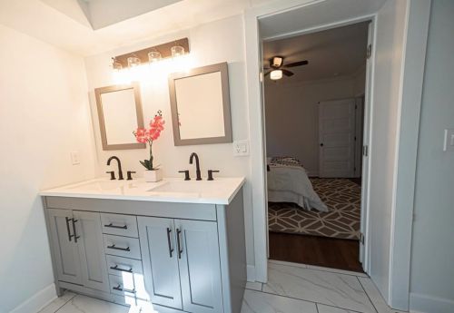 934 Burns Dr, Atlanta GA  30310-4632 exterior