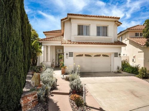 5127 Via Seville, Oceanside, CA 92056-7261