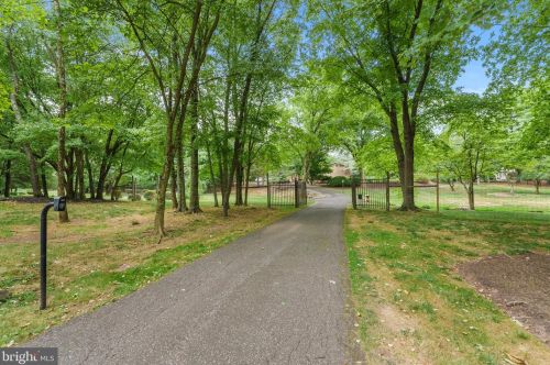 177 Butler Rd, Princeton NJ  08540-8504 exterior