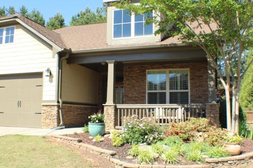 423 Larkspur Dr, Holly Springs, GA 30114-4382