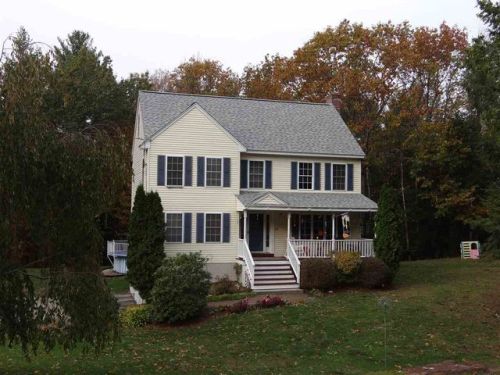 20 David Ln, Sandown, NH 03873-2245