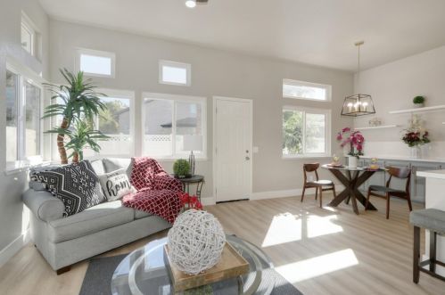8539 Sun Sprite Ct, Elk Grove CA  95624-3809 exterior