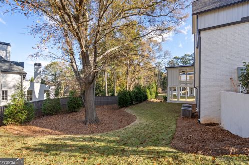 695 Moores Mill Rd, Atlanta GA  30327-0015 exterior