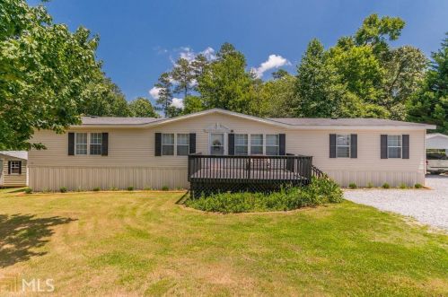 200 Faye Potts Rd, Clarkesville, GA 30523-5120