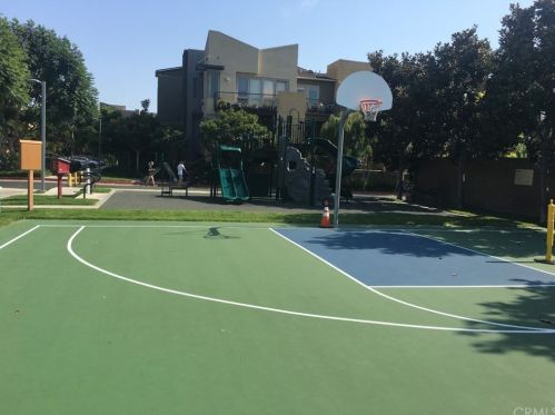 5507 149th Pl, Hawthorne CA  90250-8396 exterior