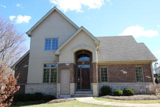 415 Skipping Stone Ln, Oak Brook, IL 60521-5100
