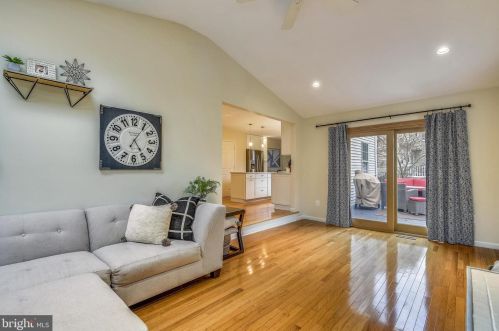 281 Shakespeare Dr, Severna Park MD 21146-2150 exterior