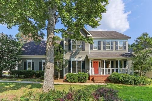 6505 Cardinal Forest Ct, Greensboro, NC 27410-8482