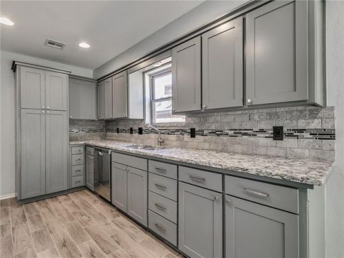347 Forest Dr, Mustang, OK 73064-3430
