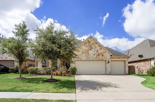 20215 Bristol Blf Ln, Richmond TX 77407-1507 exterior