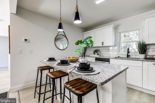 1005 Shore Acres Rd, Arnold MD  21012-1725 exterior