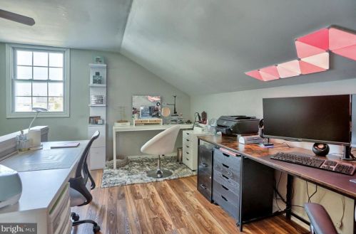 215 Cavalry Rd, Carlisle PA  17013-1606 exterior