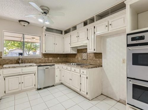 8609 Skyview Ter, Fort Worth TX  76116-7664 exterior