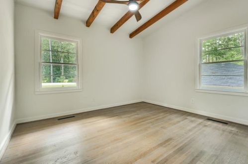 4590 Briarcliff Rd, Atlanta GA  30345-2160 exterior