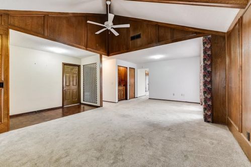 3217 Laurel Oaks Ct, Garland TX  75044-6937 exterior