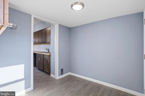 5 Howell St, Trenton NJ  08610-6128 exterior