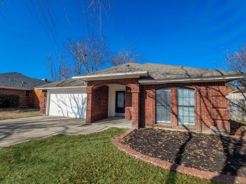 7625 Teresa Ct, Fort Worth, TX 76182-4644