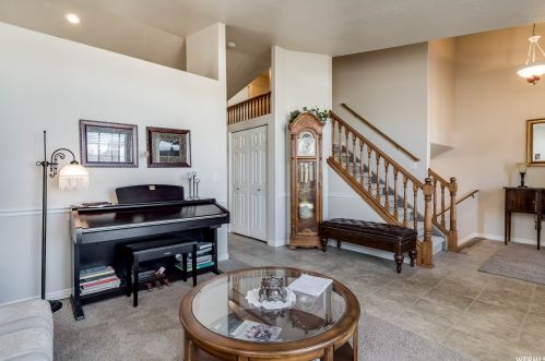 889 4100, Ogden UT  84404-8823 exterior