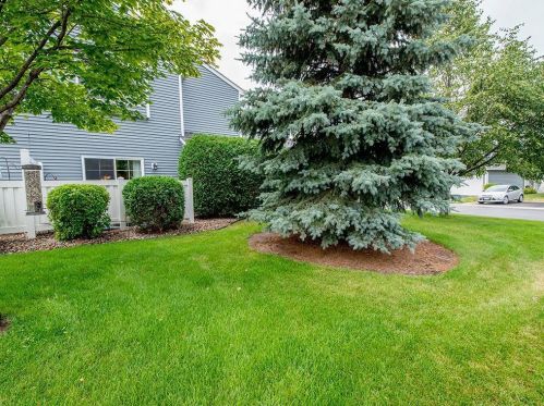 2096 Gresham Ave, Saint Paul MN  55128-4410 exterior