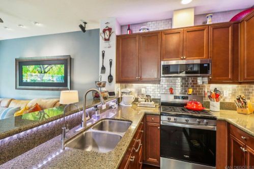1482 Caminito Sicilia, Chula Vista CA  91915-4142 exterior