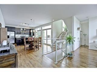 1378 Stirling Cir, Atlanta, GA 30318-4120