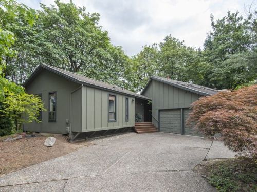 2021 Sky View Ct, Portland, OR 97267-3649
