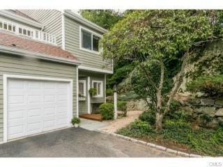 333 Palmer Hill Rd, Riverside CT  06878-1008 exterior