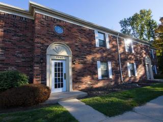 3685 Saint Thomas Blvd, Indianapolis IN  46214-1188 exterior