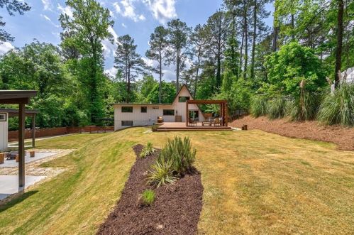 3878 Foxford Dr, Atlanta GA  30340-4407 exterior