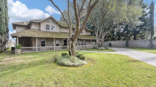 6978 Hillcrest Dr, Modesto, CA 95356-9649
