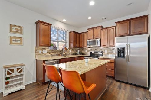 80 Newbern Way, Aurora CO  80018-1728 exterior